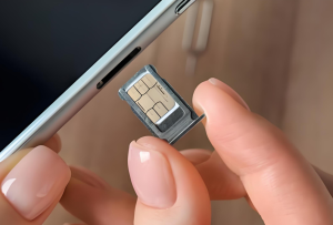 新买的手机首次插入SIM卡需要注意什么？